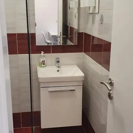 Apartment In With Sea View, Balcony, Air Conditioning, Wifi 5075-3